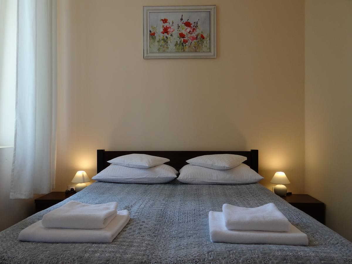 The Lion Rooms Устрон Екстериор снимка